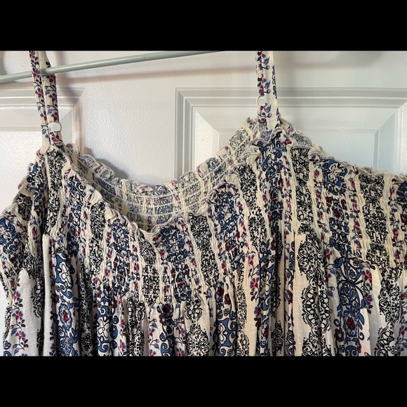 Spaghetti strap off the shoulder long sleeve shirt - Picture 5 of 6